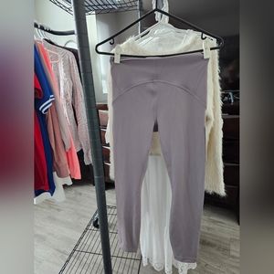 Lululemon Instill HR Yighy 25"